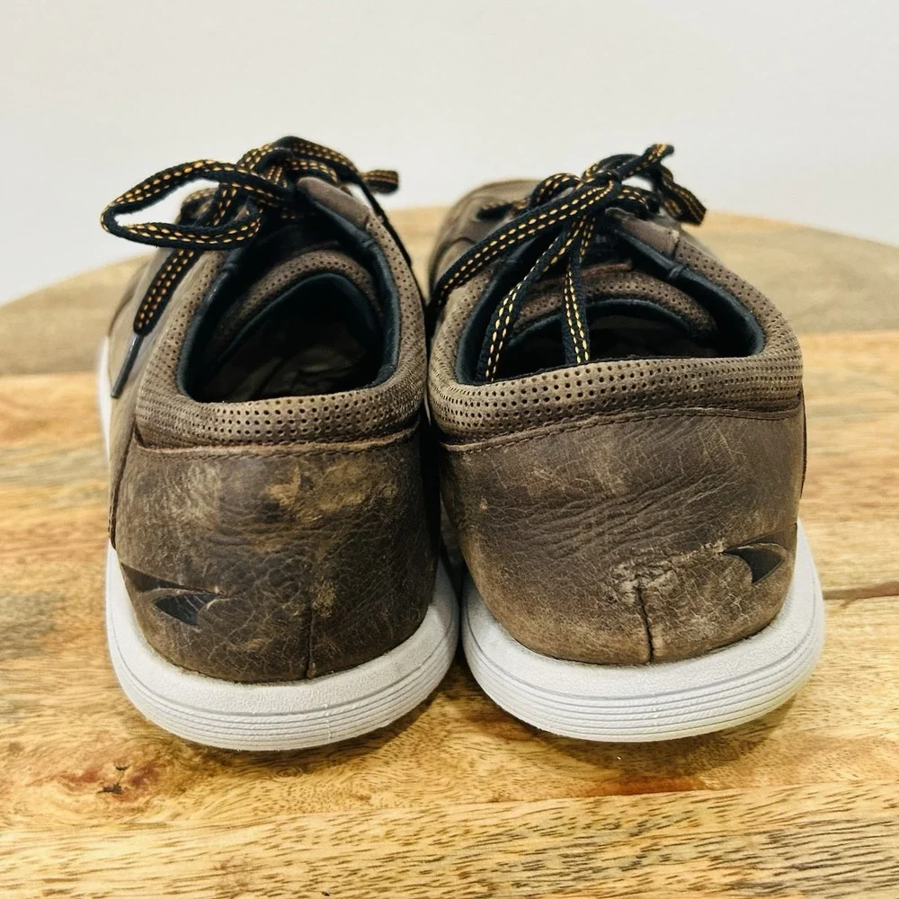 Altra Cayd Footshape Shoes Men's Size 10 Brown Leather Sneakers AFM1883B-3